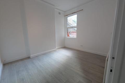 undefined, Catford, SE6