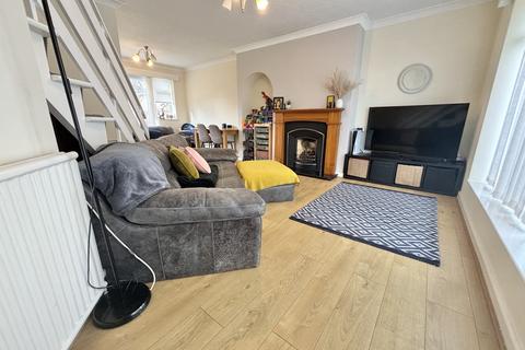 2 bedroom semi-detached house for sale, Elmwood Drive, Thornton FY5