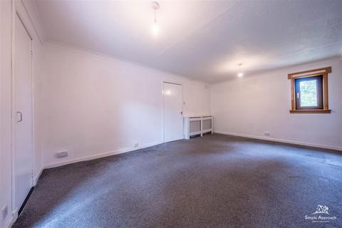undefined, Potterhill Gardens, Perth
