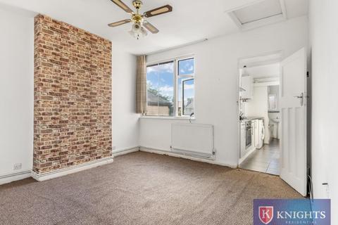 undefined, Gloucester Road, London, N18