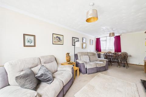 20 Grove Road, Churchdown, Gloucester, GL3 2SW