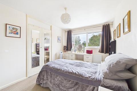 20 Grove Road, Churchdown, Gloucester, GL3 2SW
