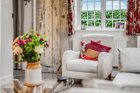 Cherry Tree Cottage The Marsh, Breamore, Fordingbridge, SP6 2EJ