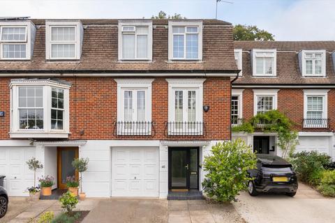 3 bedroom end of terrace house for sale, Cottenham Park Road, London, SW20