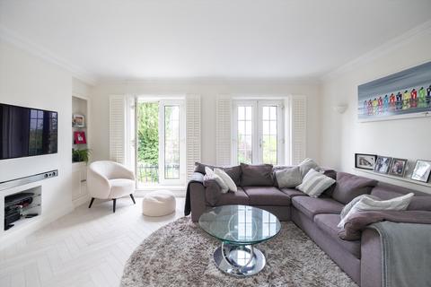 3 bedroom end of terrace house for sale, Cottenham Park Road, London, SW20