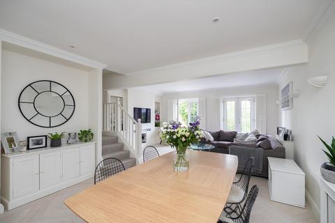 3 bedroom end of terrace house for sale, Cottenham Park Road, London, SW20