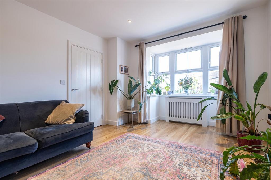 LIVING ROOM 2.jpg