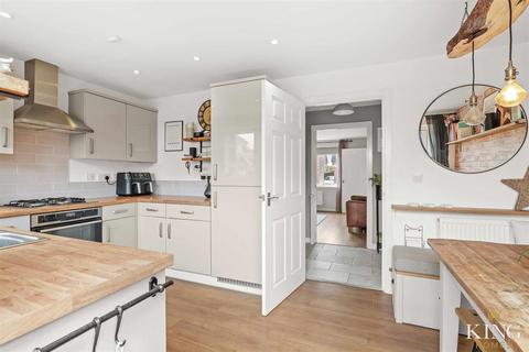 23 Avon Way, Bidford On Avon, Alcester, B50 4GP
