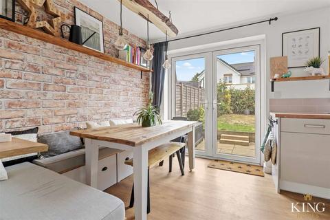 23 Avon Way, Bidford On Avon, Alcester, B50 4GP