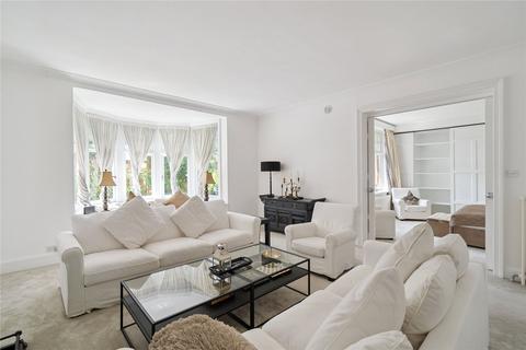 Bracknell Gardens, London, NW3