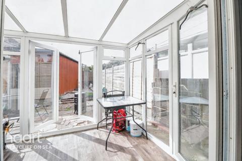 3 bedroom semi-detached bungalow for sale, Caulfield Road, Southend-on-Sea