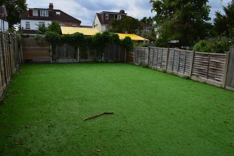2 bedroom maisonette for sale, Upper Rainham Road, Hornchurch, RM12