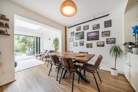 75 Cooks Spinney, Harlow, CM20 3BL