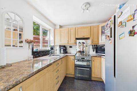 undefined, Yeats Close, Hertfordshire SG8