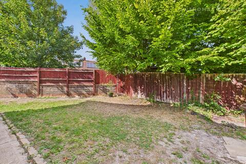 3 bedroom semi-detached house for sale, Yeats Close, Hertfordshire SG8