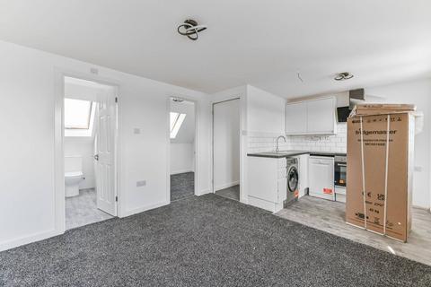undefined, Crossways Road, Mitcham, CR4