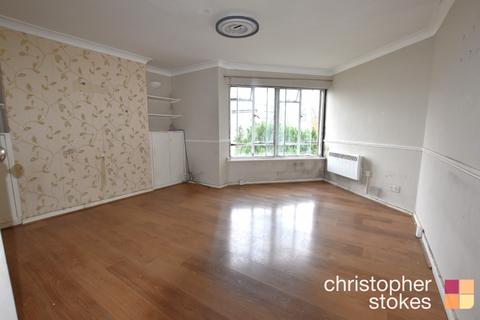 17, Heaton Court High Street, Cheshunt, Waltham Cross, EN8 0AD