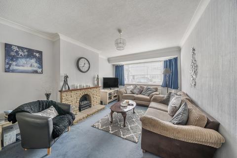 41 Springfield Gardens, Ruislip, HA4 9TX