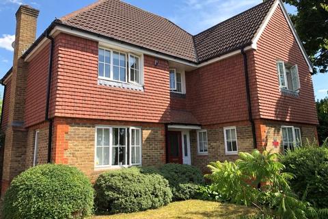 27 Trenear Close, Orpington, BR6 9XT