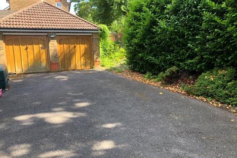 27 Trenear Close, Orpington, BR6 9XT