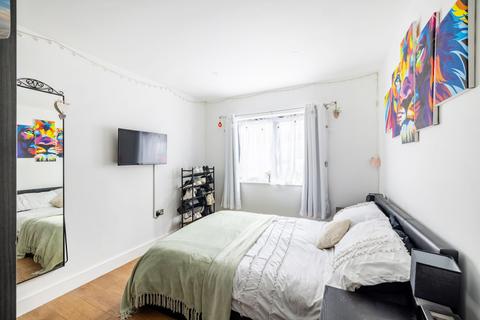 undefined, Selsdon Road, South Croydon, CR2