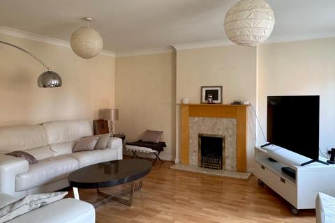undefined, Tair Gwaun, Penarth
