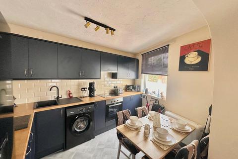 1 bedroom apartment for sale, Huntspill Road, Highbridge, Somerset, TA9