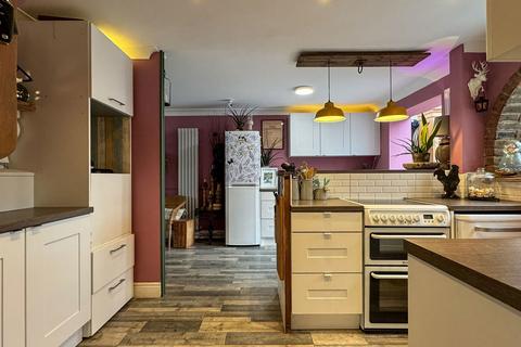 4 bedroom semi-detached house for sale, St. Richards Road, Deal CT14