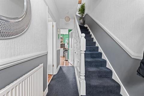15 Reventlow Road, London, SE9 2DJ