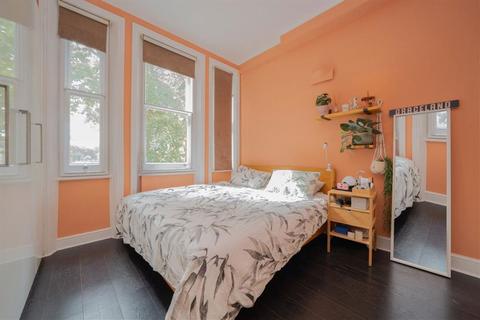 3 bedroom flat for sale, Brechin Place, London SW7