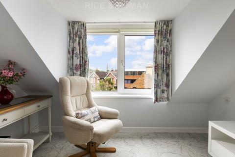 undefined, Springfield Meadow, Weybridge KT13