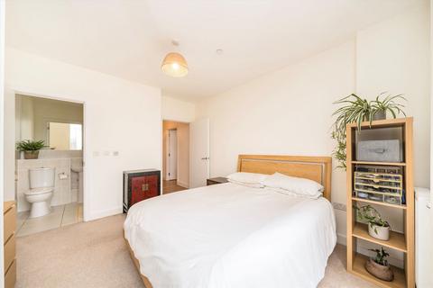 undefined, Hatton Road, Wembley HA0