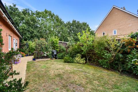 3 bedroom bungalow for sale, Hilton Close, Kempston, Bedford, MK42