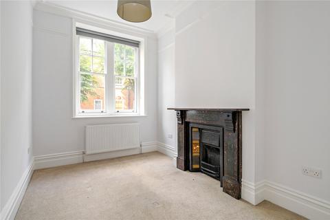 3 bedroom apartment to rent, Handel Street, London, WC1N