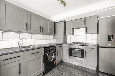 3 bedroom apartment for sale, Palace Road, London, SW2