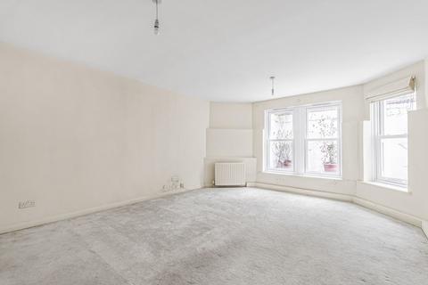 3 bedroom apartment for sale, Palace Road, London, SW2