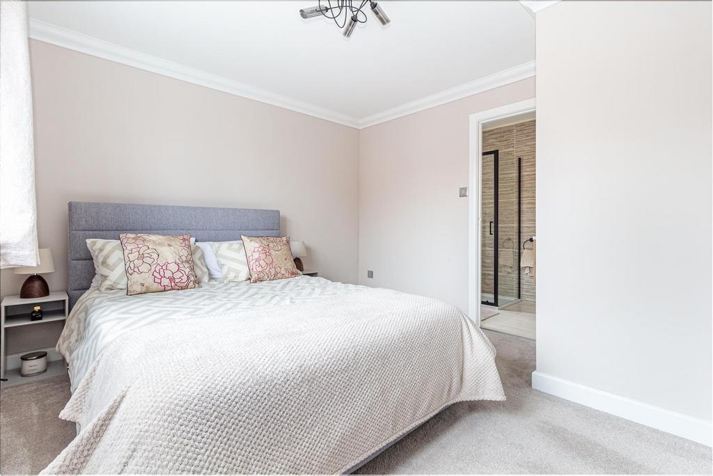 Bedroom-1-2.jpg