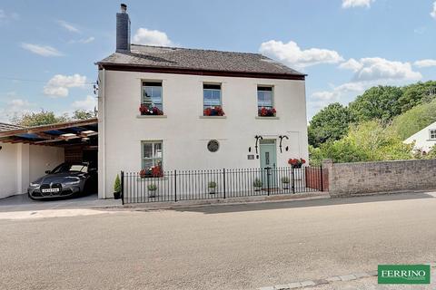 undefined, (4 Beds - Landscaped Garden), Bilson, Cinderford, Gloucestershire. GL14 2LJ