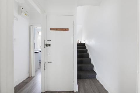 undefined, Clifton Road, London, SE25