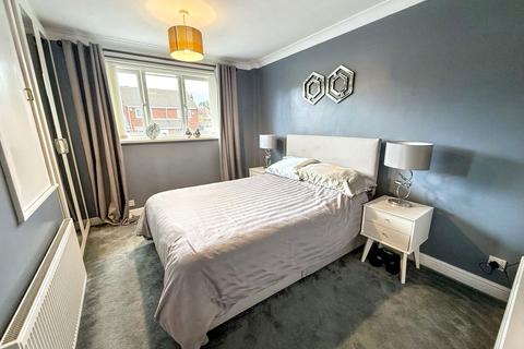 14 Cambria Green, South Hylton, Sunderland, SR4 0NN