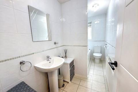 14 Cambria Green, South Hylton, Sunderland, SR4 0NN