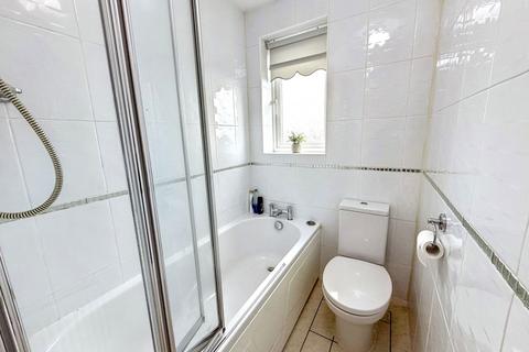 14 Cambria Green, South Hylton, Sunderland, SR4 0NN