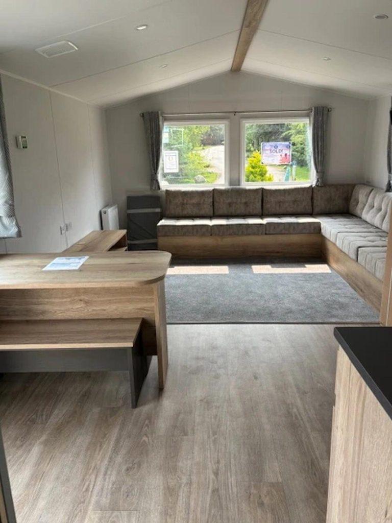 Willerby Ellerton Dining Rotated