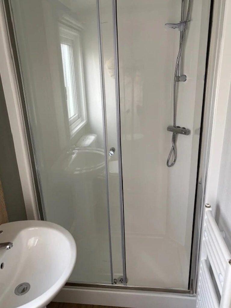 Willerby Ellerton Shower Rotated