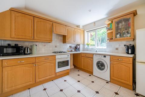 undefined, Minehurst Road, Mytchett, Camberley GU16