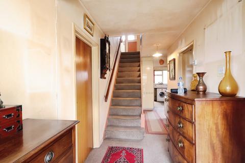 19 Broadmead, Hitchin, SG4 9LU