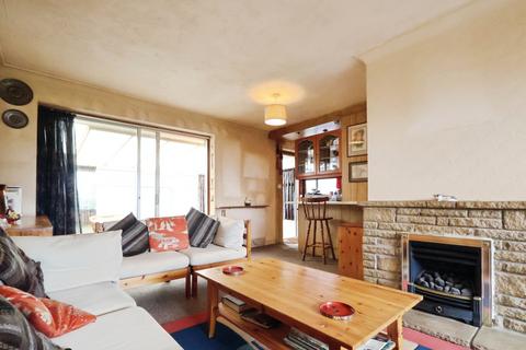 19 Broadmead, Hitchin, SG4 9LU