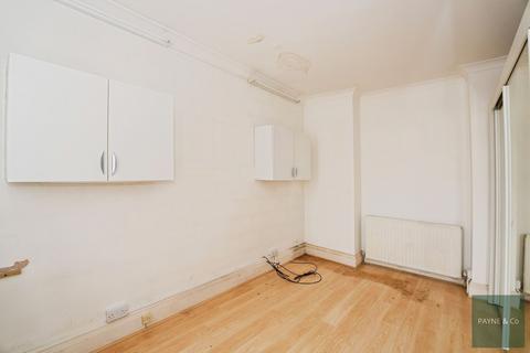 3 bedroom end of terrace house for sale, Balfour Road, Ilford, IG1