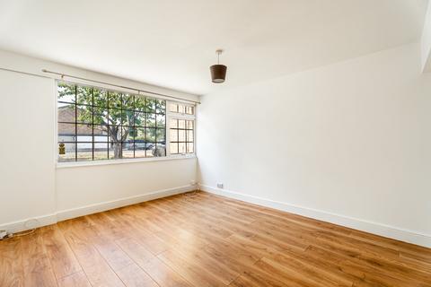 31 White Beams, Park Street, St Albans, AL2 2RT