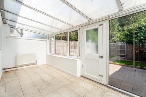31 White Beams, Park Street, St Albans, AL2 2RT